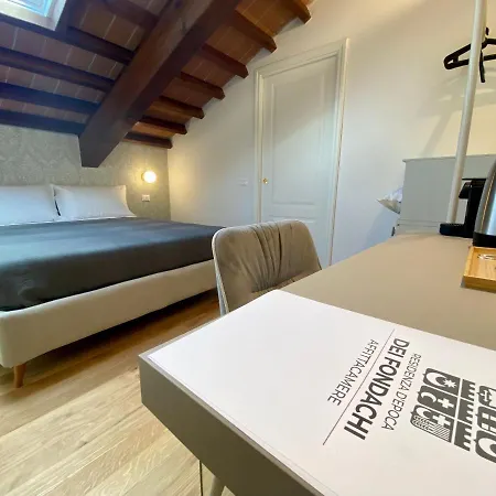 Affittacamere Residenza D'epoca Dei Fondachi
