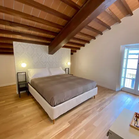 Residenza D'epoca Dei Fondachi 4*