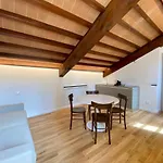 Residenza D'epoca Dei Fondachi بيت ضيافة سارزانا