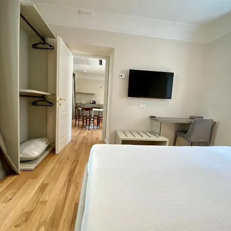 Pensión Residenza D'epoca Dei Fondachi 4*
