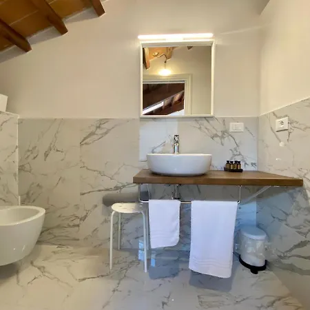 Pensión Residenza D'epoca Dei Fondachi 4*