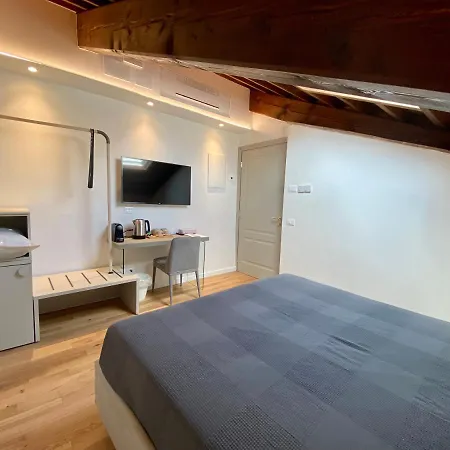 Residenza D'epoca Dei Fondachi *