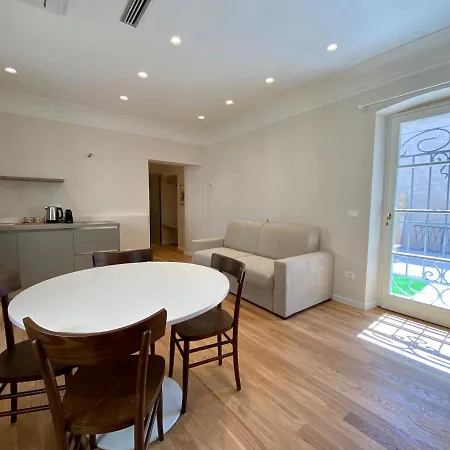 Residenza D'epoca Dei Fondachi בית הארחה סרזאנה