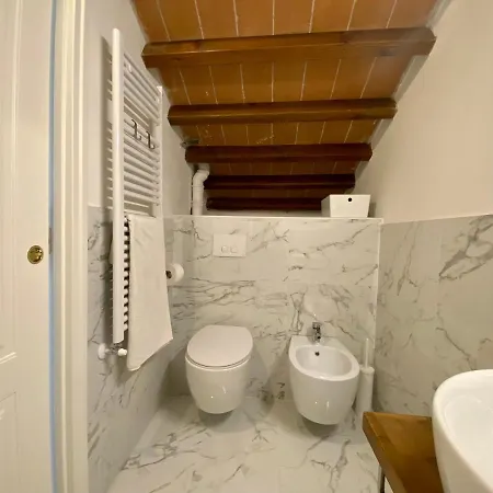 Residenza D'epoca Dei Fondachi Pensión Sarzana