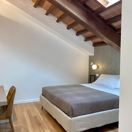 ゲストハウス Residenza D'epoca Dei Fondachi