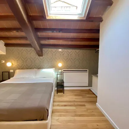 ゲストハウス Residenza D'epoca Dei Fondachi サルツァーナ