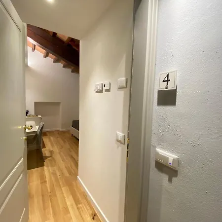 Residenza D'epoca Dei Fondachi בית הארחה 4*
