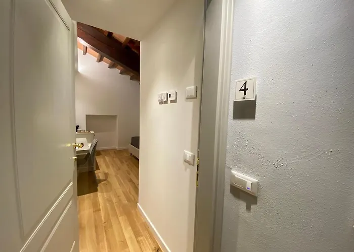 Residenza D'epoca Dei Fondachi Guest house 4*